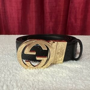 NWOT…Fashion Inspired Item (BELTS)
Reversible Belt
#23
